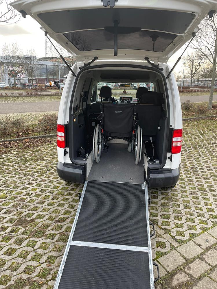 Rollstuhl Krankentransporter - KTB Krankentransport